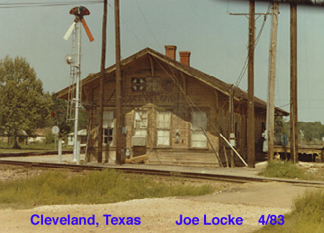 ATSF/SP Cleveland, Texas Depot