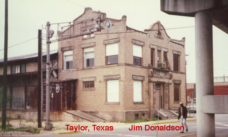 I&GN/MP Taylor, Texas Freight Depot